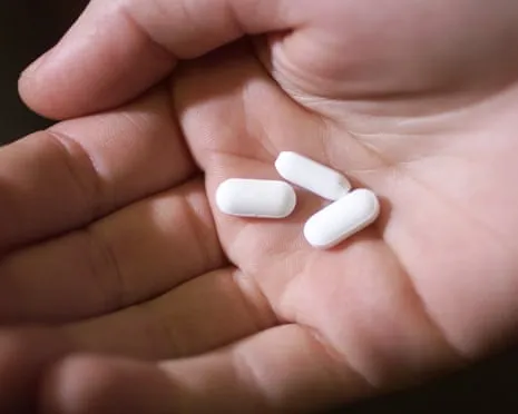 Low-Dose Aspirin Shows Major Benefit in Reducing Colorectal Cancer Return, Research Finds